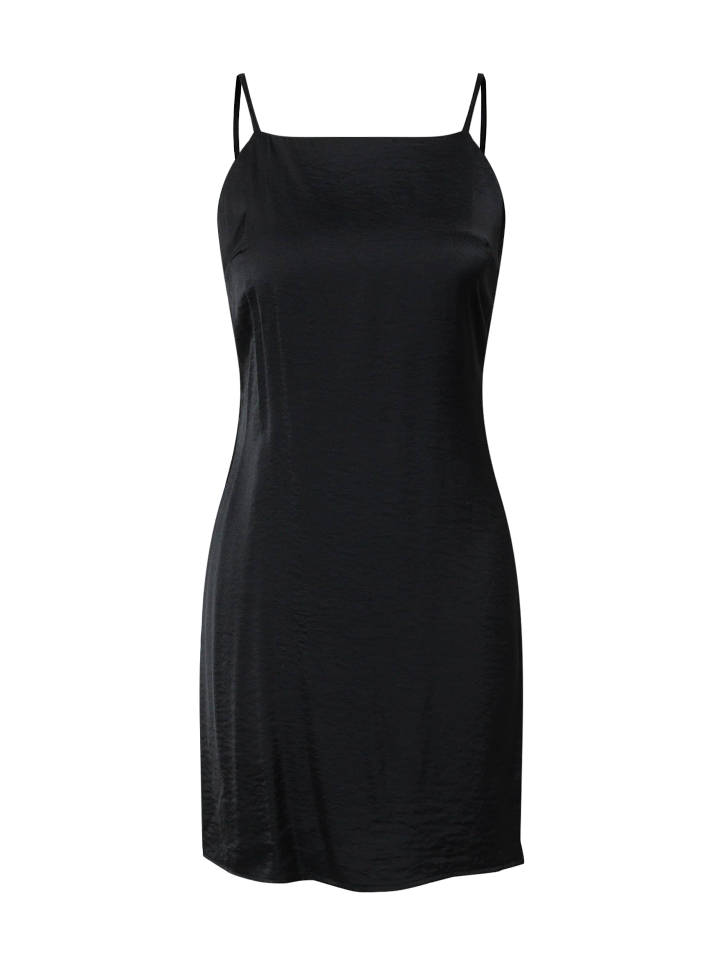 Rochie 'Jola' de la EDITED pe negru: față