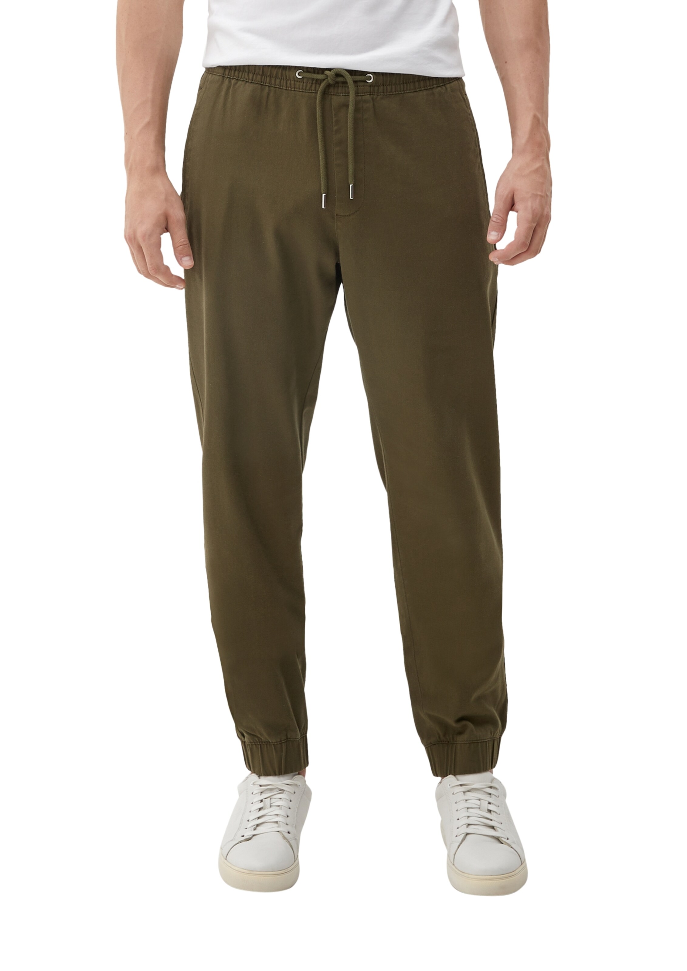 s.Oliver Tapered Hose 'Phonix' in Grün: Vorderseite