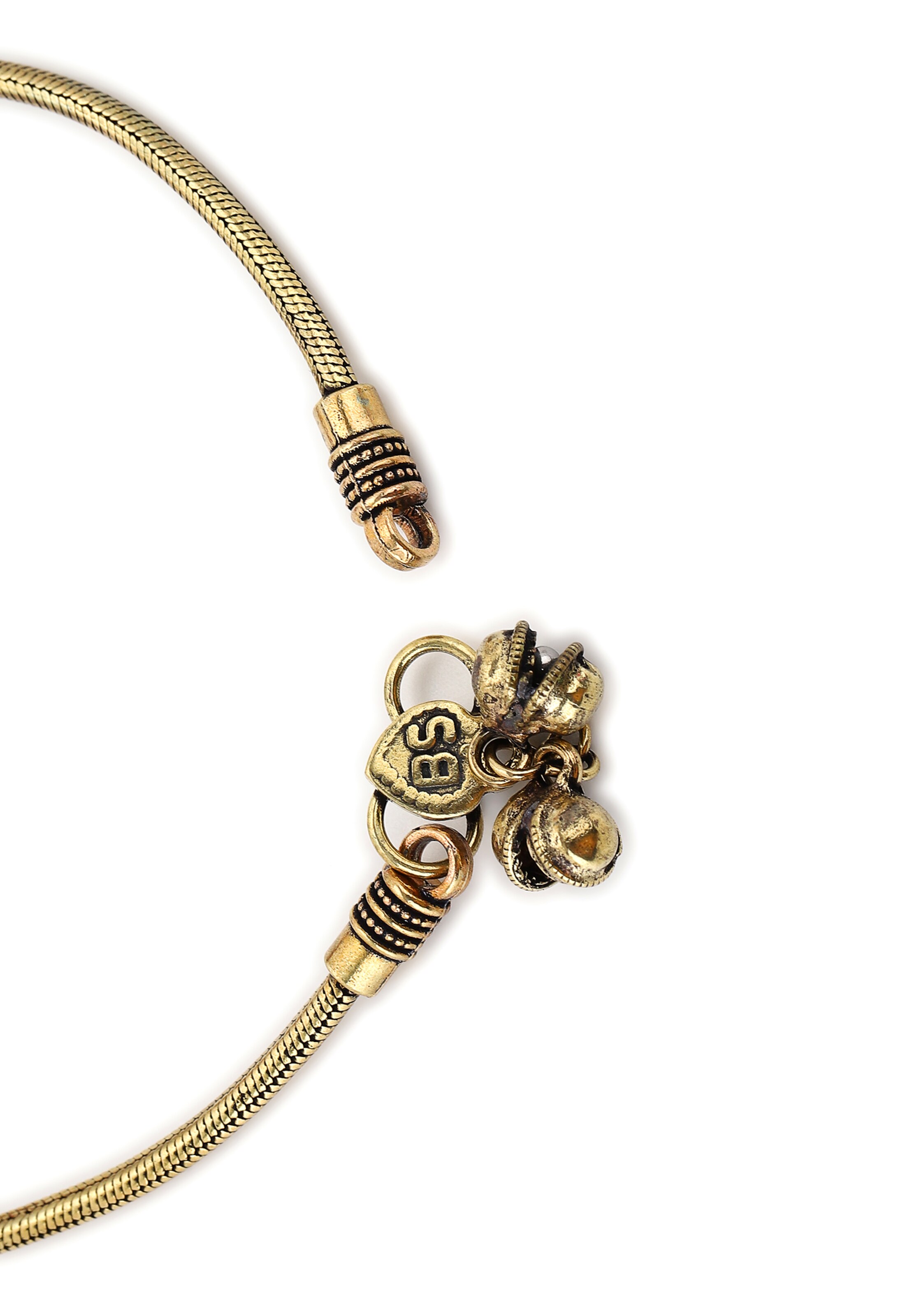 IZIA - Cadena en oro