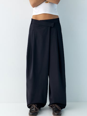 Pull&Bear Wide Leg Hose in Blau: Vorderseite