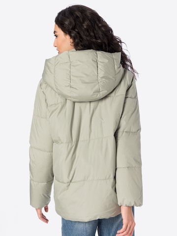 ABOUT YOU Between-Season Jacket 'Leia' in Green