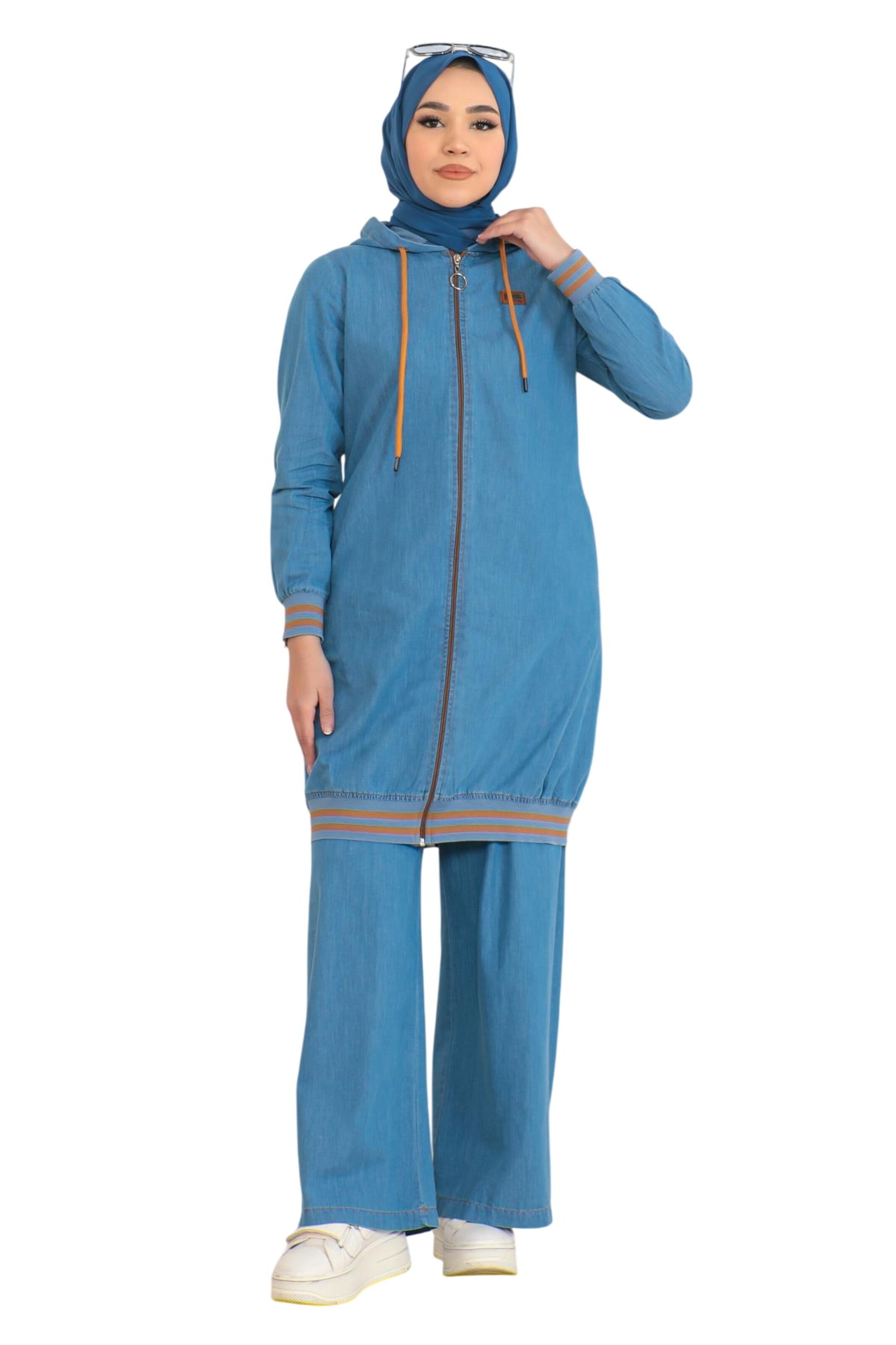 MODAMIHRAM Pantsuit in Blue: front
