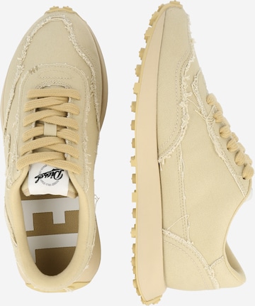 Sneaker bassa 'RACER' di DIESEL in beige