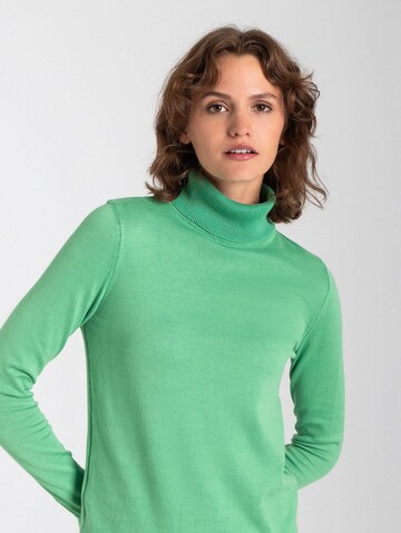 MORE & MORE - Pullover em verde
