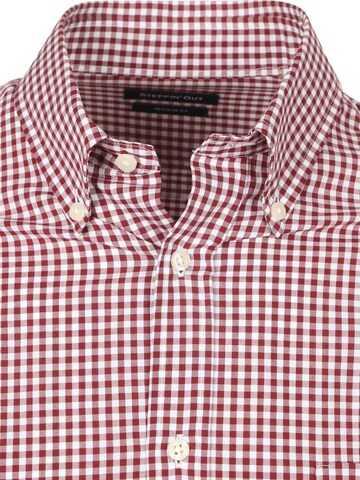 Steppin' out Regular fit Button Up Shirt in Red
