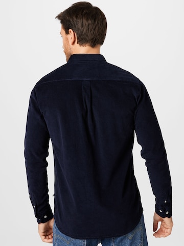 Kronstadt جينز مضبوط قميص 'Johan' بلون أزرق