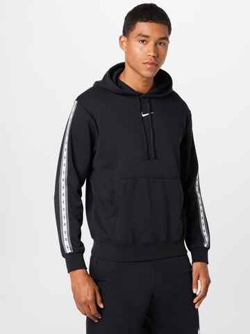 Nike Sportswear Sweatshirt in Zwart: voorkant