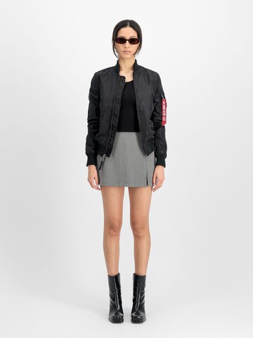 ALPHA INDUSTRIES Übergangsjacke 'MA-1 TT' in Schwarz