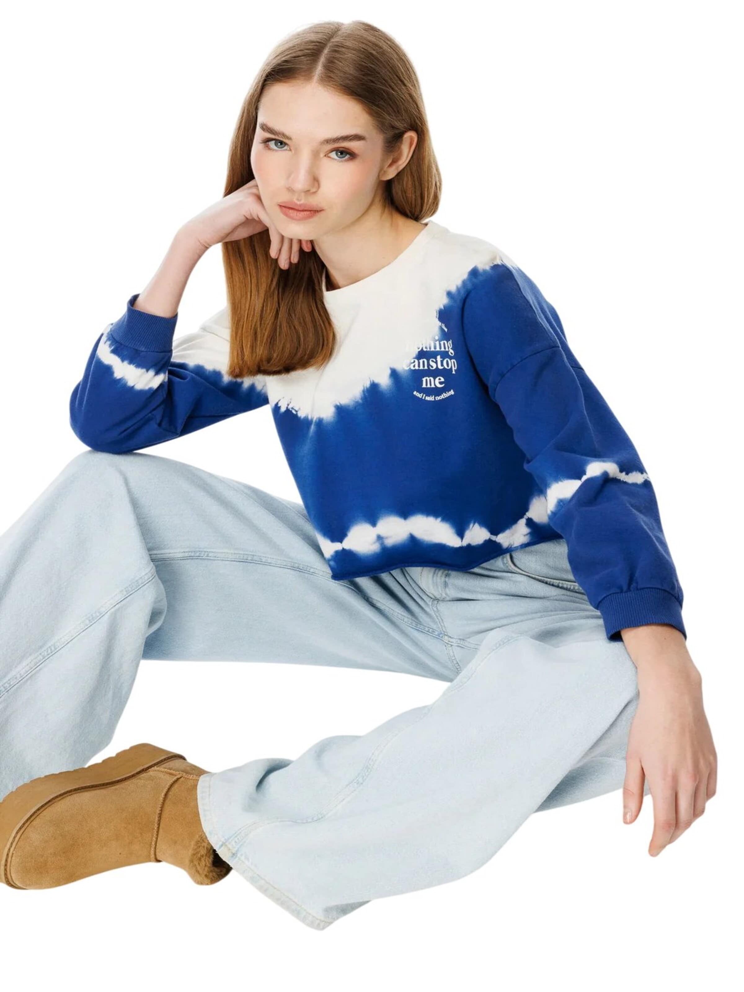 Alexa Dash Sweatshirt in Blue
