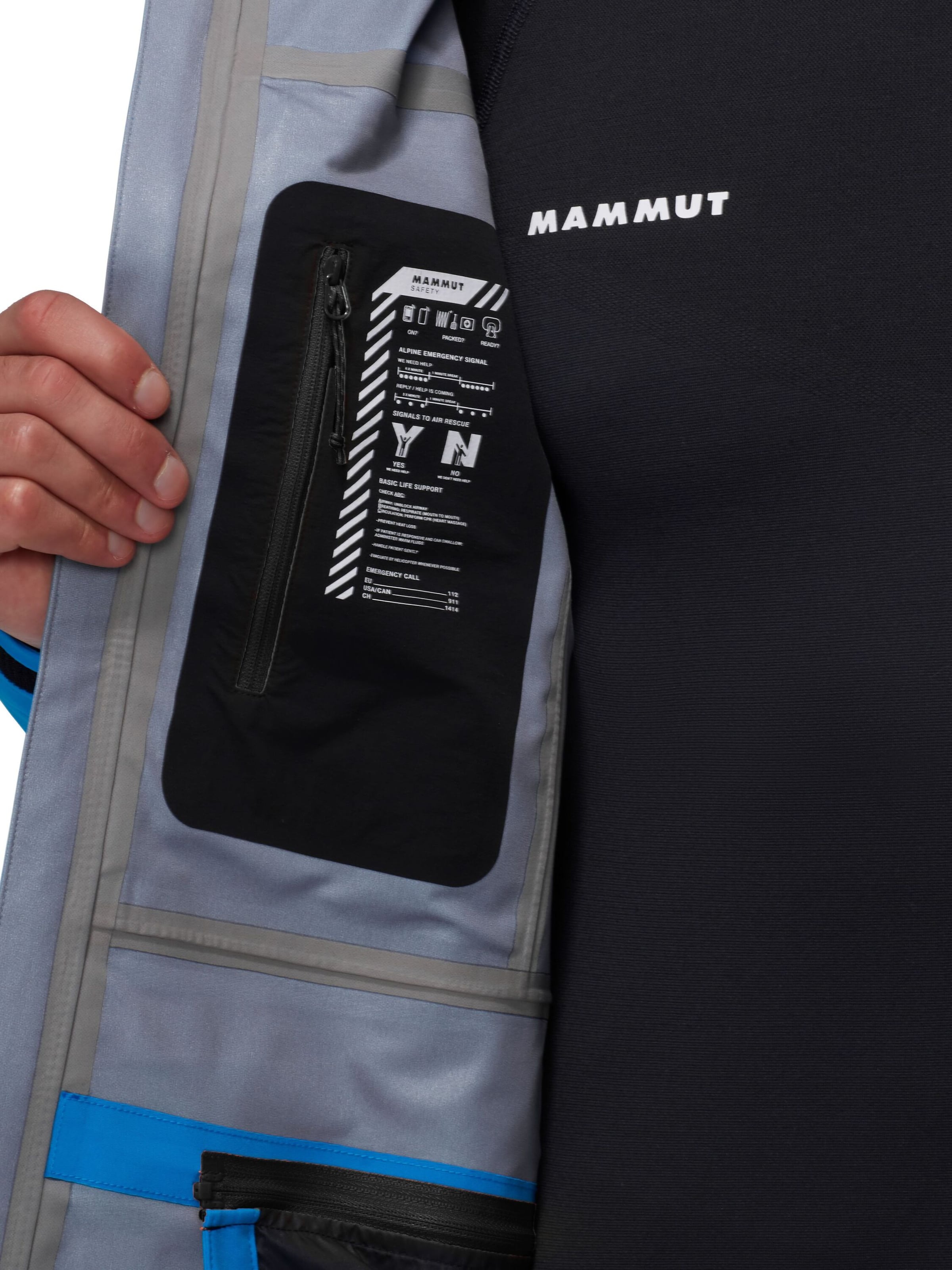 MAMMUT Athletic Jacket in Blue