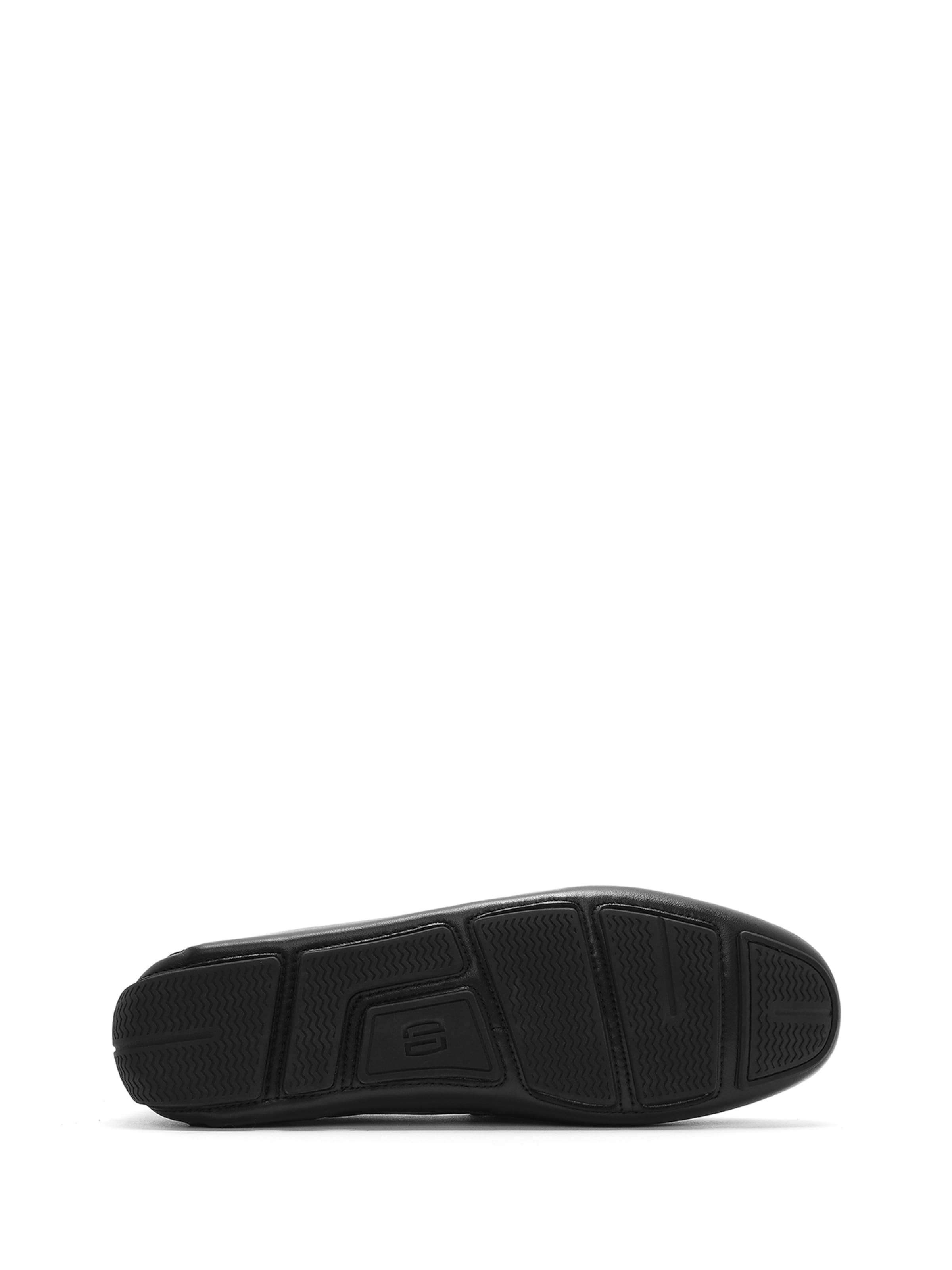 Derimod - Mocassins em preto