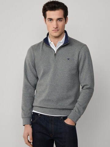 Sweat-shirt Hackett London en gris : devant