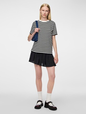 PIECES - Falda 'Julia' en negro