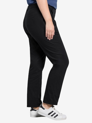 SHEEGO - Slimfit Calças chino em preto