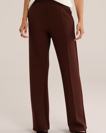 regular Pantaloni di WE Fashion in marrone