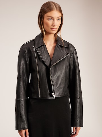 RÆRE by Lorena Rae Between-season jacket 'Kaori' in Black: front