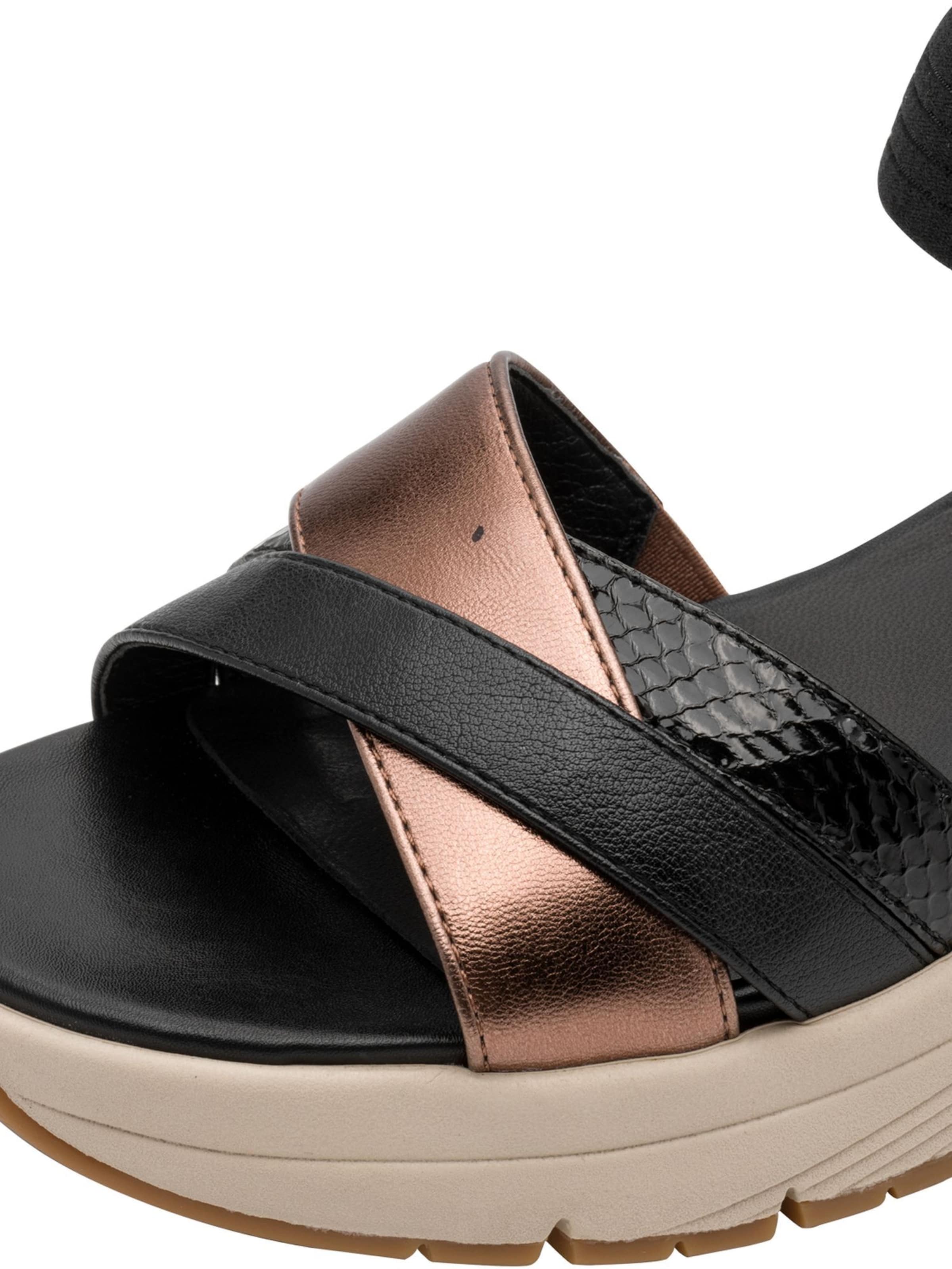 Tamaris Sandal in Black