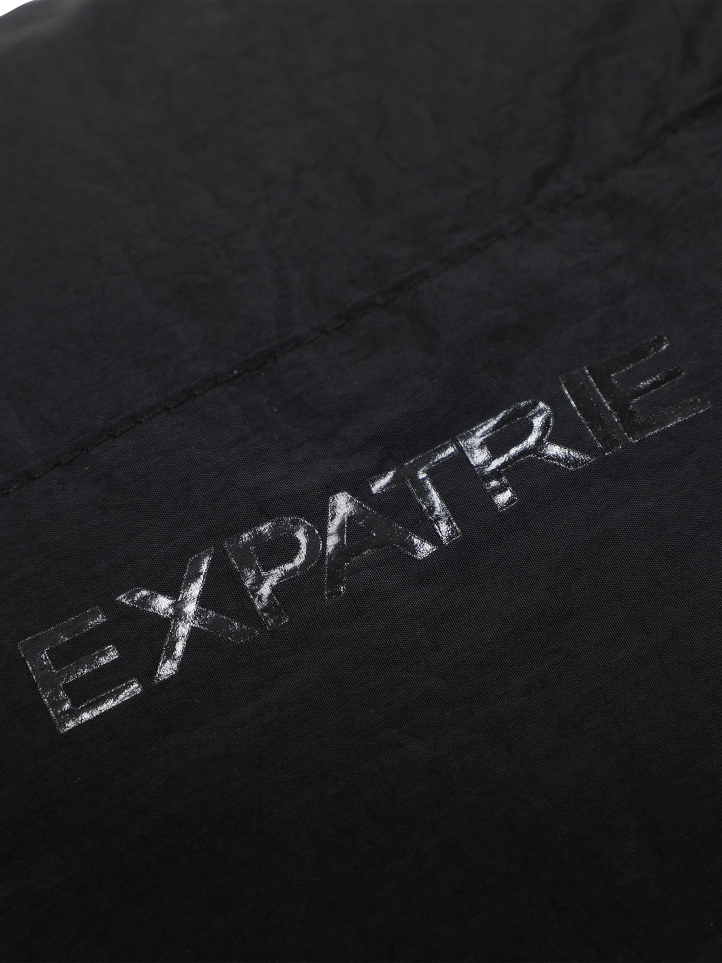 Écharpe 'Sally' Expatrié en noir