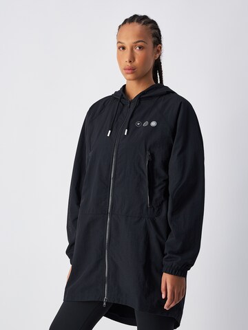 Veste de sport Champion Authentic Athletic Apparel en noir : devant