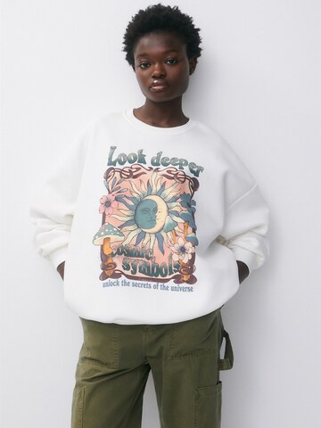 Sweat-shirt Pull&Bear en blanc : devant
