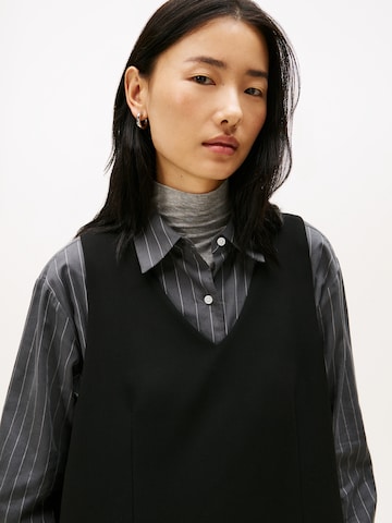 TOMMY HILFIGER Tuppkleit, värv must