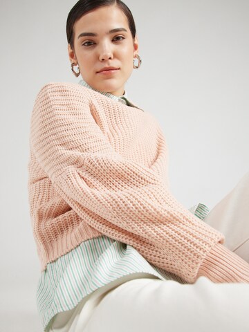 BRAVE SOUL Sweter w kolorze różowy