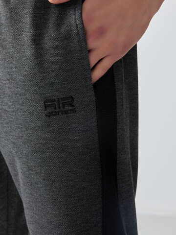 regular Pantaloni di Tommy Life in grigio