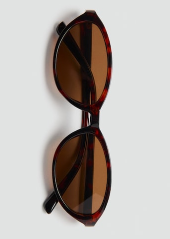 Occhiali da sole 'DALOU' di MANGO in marrone