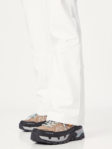 Bootcut Pantalon outdoor Spyder en blanc