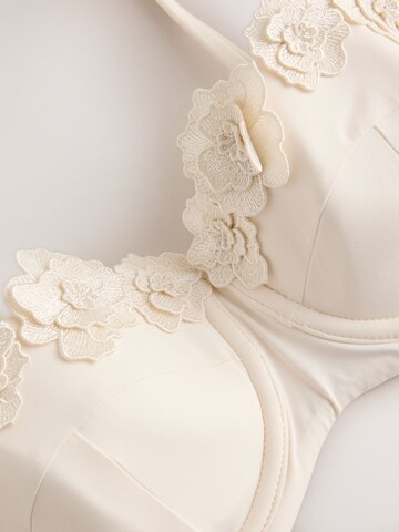 Mint Velvet - Balconet Top de bikini en beige