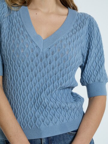 Pullover 'Rosalia' di Peppercorn in blu