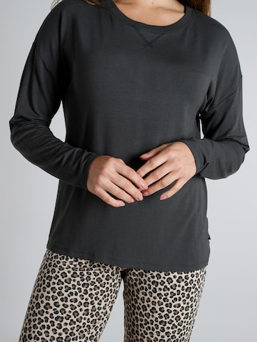 TOM TAILOR - Pijama em castanho