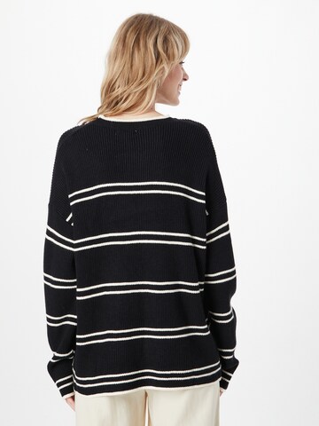 Warehouse Pullover in Schwarz