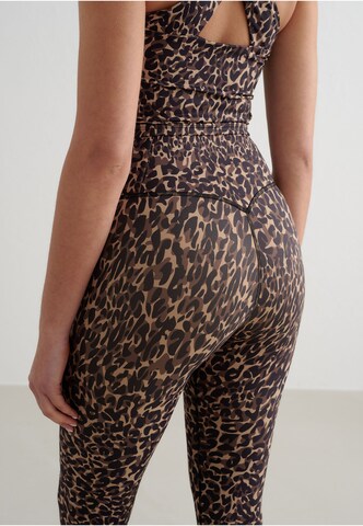 Skinny Pantalon de sport 'Cheetah' Aim'n en marron