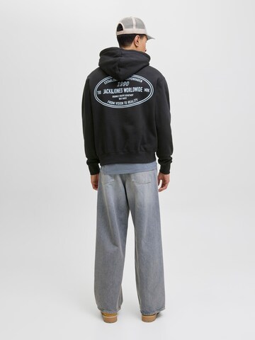 JACK & JONES Sweatshirt i sort: forside
