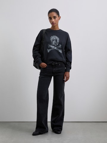 Felpa 'Skullflock' di Scalpers in nero: frontale