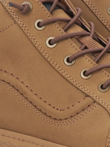 Baskets basses '09-4626' Estro en marron