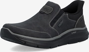 Chaussure basse Rieker en gris : devant