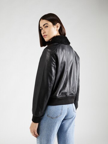 GAP Between-Season Jacket in Black