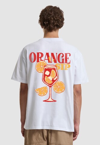 Mister Tee Shirt 'Orange Sip' in Wit: voorkant