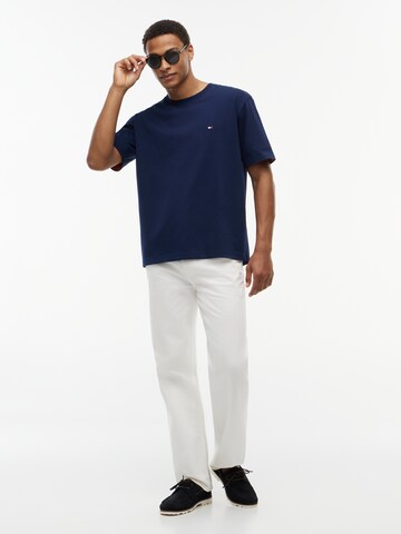 TOMMY HILFIGER Bluser & t-shirts i blå