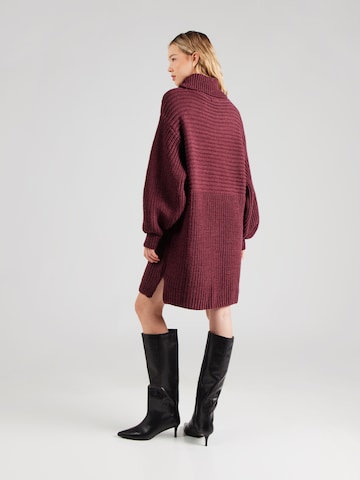 VERSTIQUE Šaty - Červená