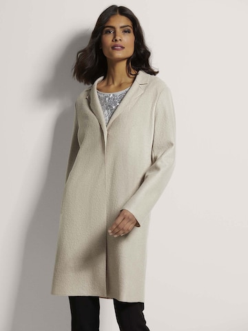 MADELEINE Tussenmantel in Beige: voorkant