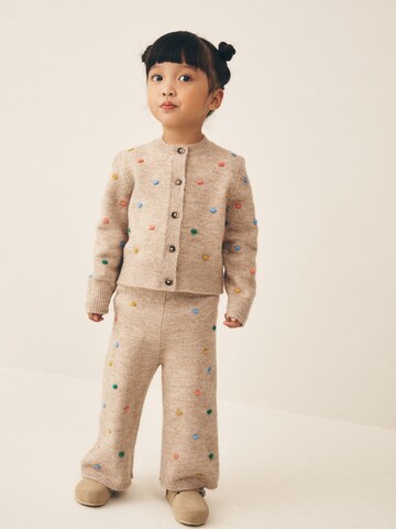 Next - Conjunto en beige: frente