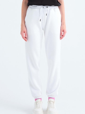 Rockupy Regular Pants 'Janis' in White