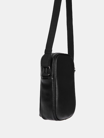 Borsa a tracolla di Pull&Bear in nero