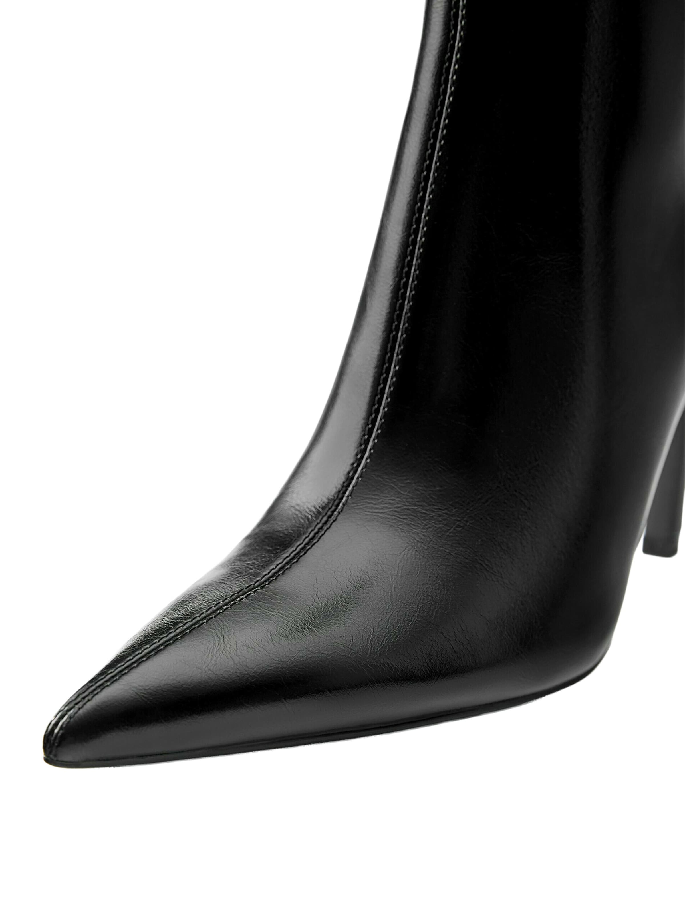 Pull&Bear Stiefelette in Schwarz