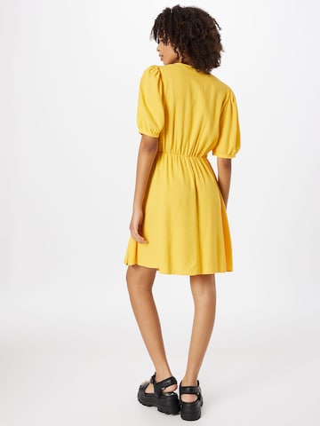 VERO MODA Sukienka 'JESMILO' w kolorze żółty