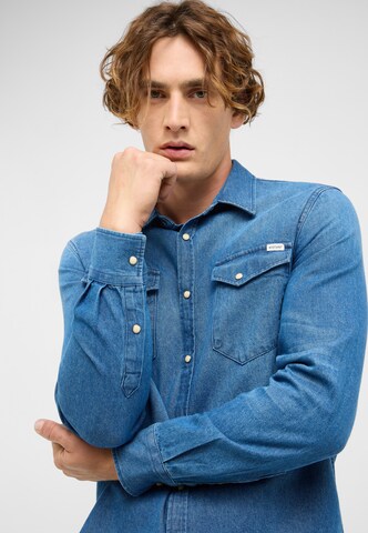 MUSTANG Comfort fit Button Up Shirt 'Duver' in Blue