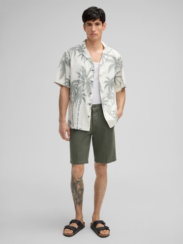 STRELLSON Slimfit Shorts 'Crush' in Grün